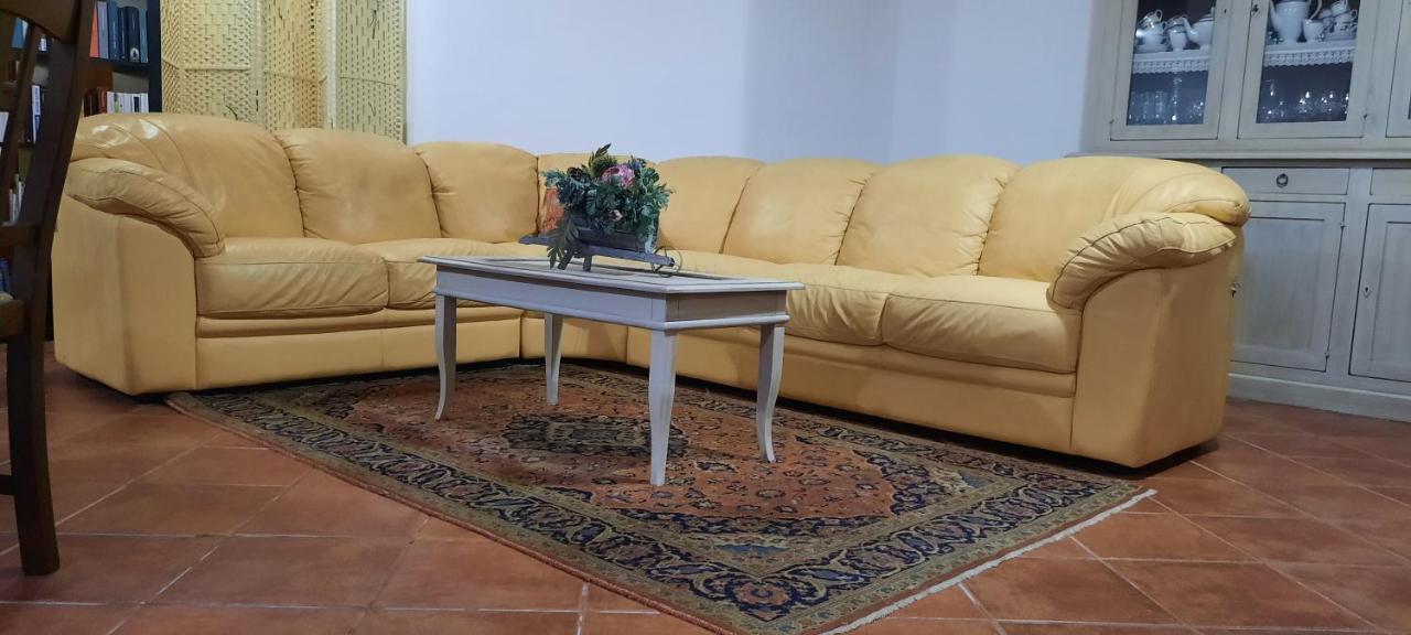 Studio Seminterrato Villa Armonia Iun:P2030 Орозеи Екстериор снимка